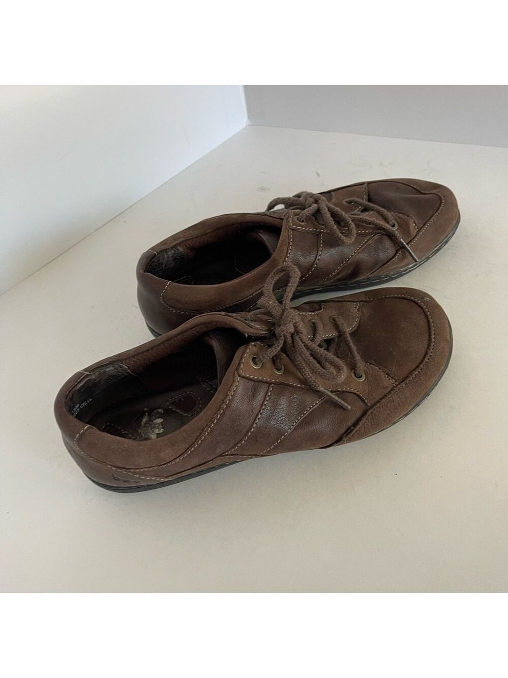 BOC Born Concept Women’s Brown Leather Sneakers Size: 7.5M - Picture 2 of 8